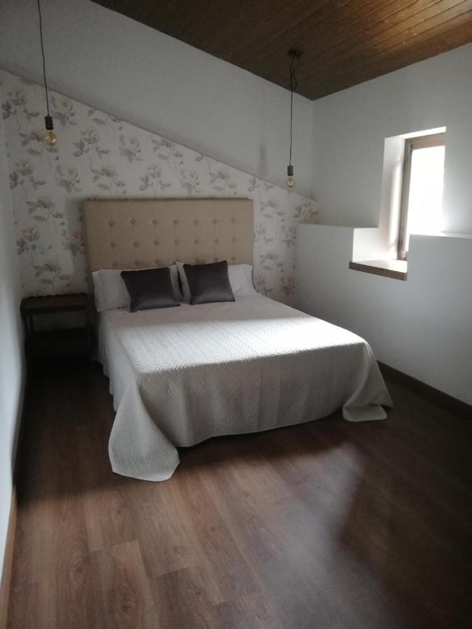 Casa Rural El Enebro 4 Estrellas Navamorcuende Εξωτερικό φωτογραφία